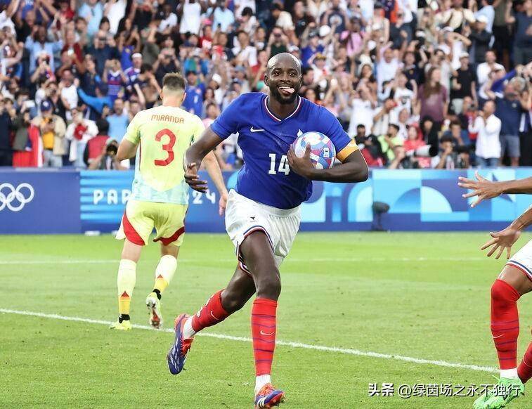 关于转折点！AC米兰复出首秀；英超关键时刻攻防权衡；媒体盛赞；赛季目标并未改变的信息体育直播